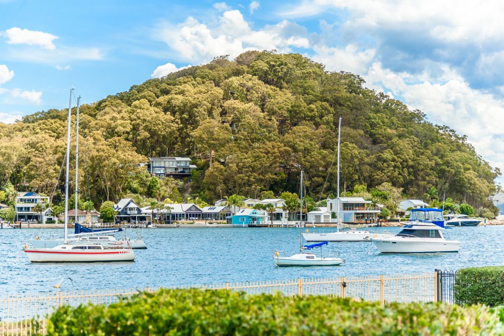 ettalong bbq boat booker bay things to do Central coast