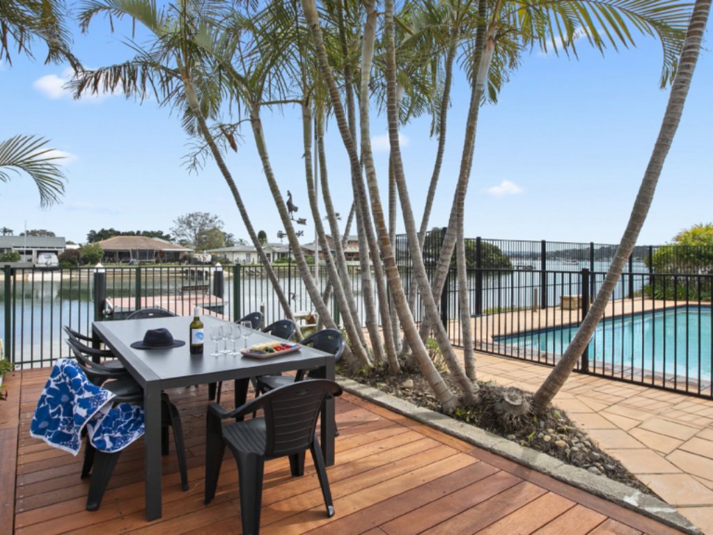 st huberts island heated pool waterfront accommodation